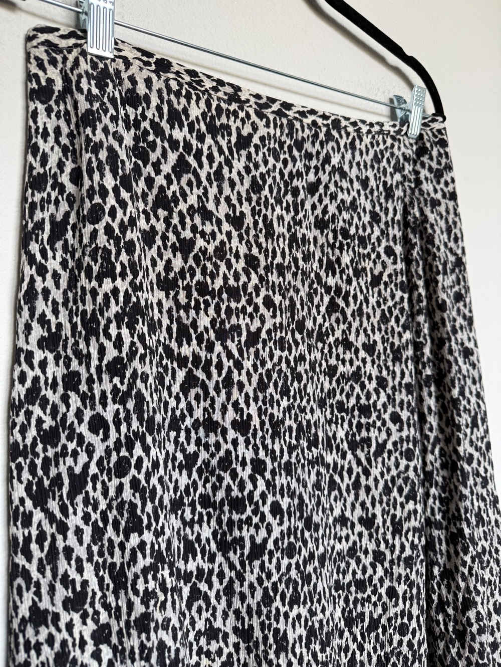 Women's Black and White Animal Print Midi Skirt